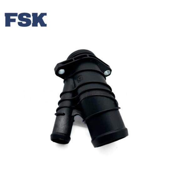 Cylinder Block Three-Way Coolant Connector 06M121132B Suitable For Audi Q7 A8 Volkswagen Touareg Cayenne
