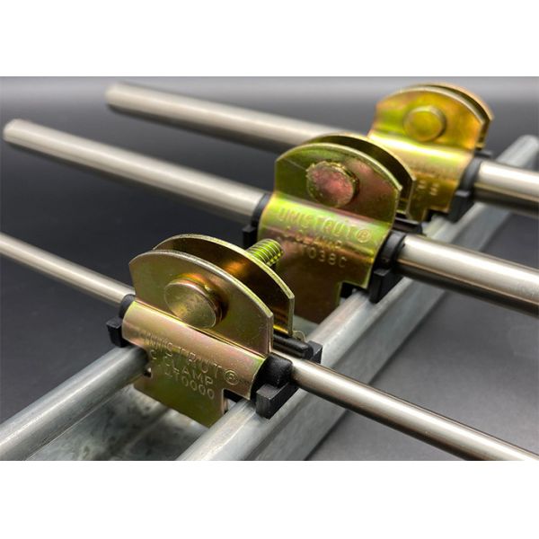 Струбцины валика распорки проводника HVAC SS304 твердые стальные для пневматической рефрижерации