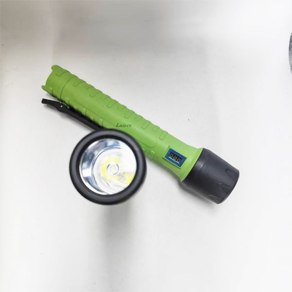 3200mAh Lightweight Rechargeable Flashlight 3W Waterproof Led Industrial Torch
