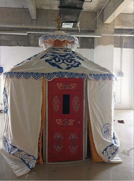 Windproof Luxury Mongolian Yurt With Insulation Blanket Inside Decorative