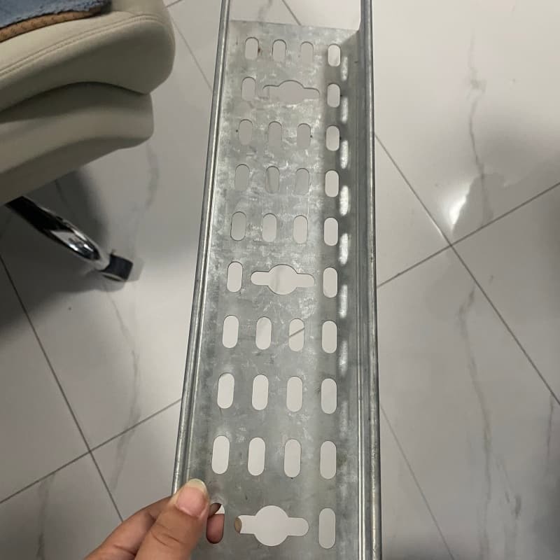 metallic perforated cable tray
