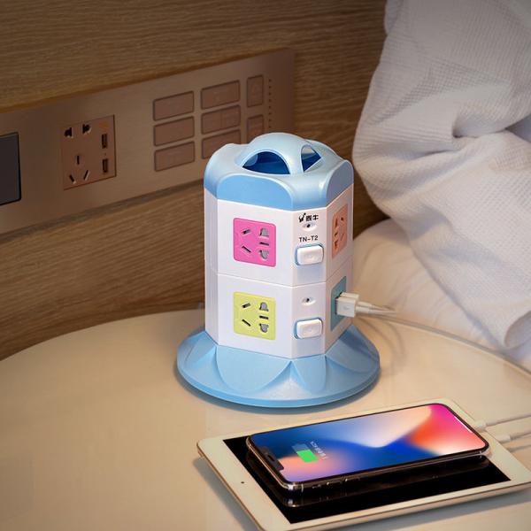 自在継手7は2500Wオフィスのための携帯用電力ソケットのストリップを差し込む