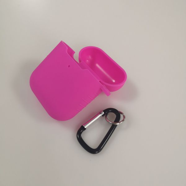 Customized Multi-Color Earphone Silicone Protective Case Compatible With Airpods 2 And 1 Or Por2 With Keychain Included