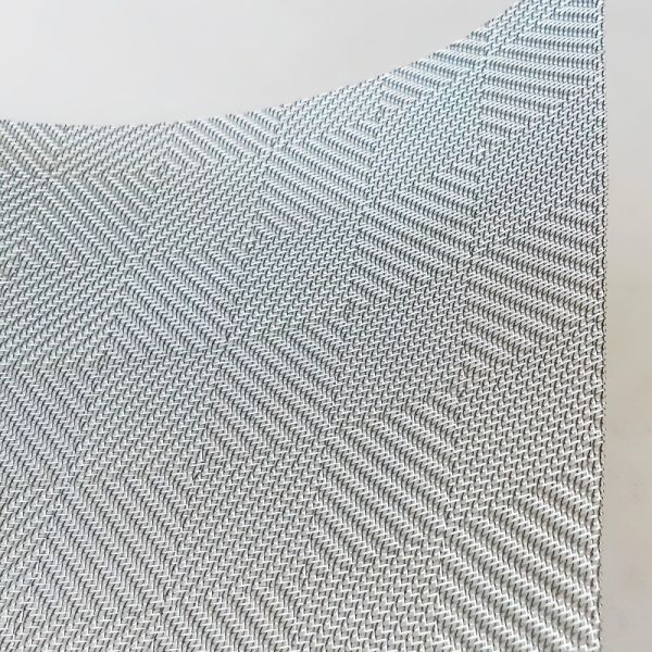 Copper / Brass / Stainless Steel Wire Mesh Fabric 0.5mm Thickness For Laminated Glass Doors