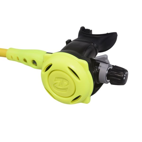 Yellow Plastic PC Scuba Diving Regulator Brass For Underwater Breathing