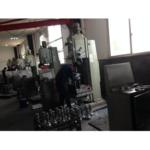 CIR90 CIR110 CIR130 CIR150 CIR17 Low Air Pressure Big Hole DTH Hammer Drill Bits