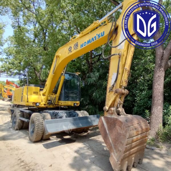 Komatsu PC150W 15-тонный экскаватор на колесах Гидравлическое управление
