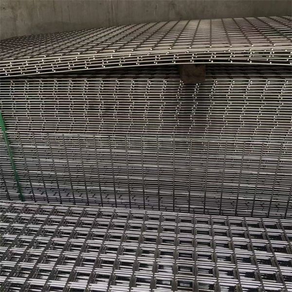 Китай Производитель Клин из нержавеющей стали оцинкованная сварная проволочная сетка нержавеющая ситовый экран