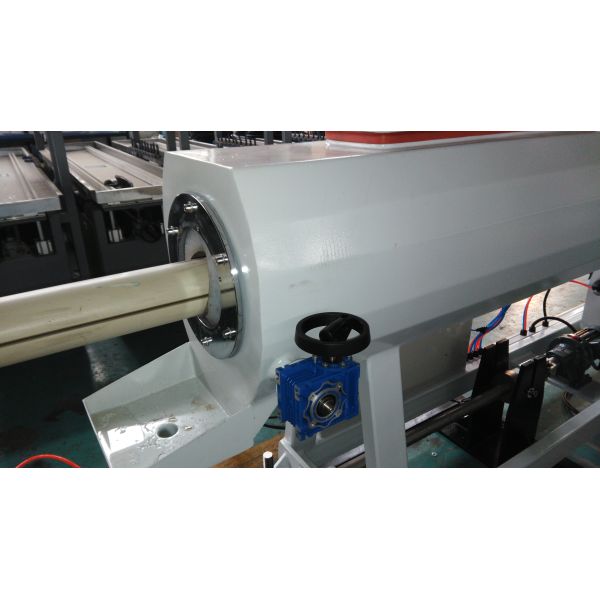 Twin Screw PVC Pipe Extruder Line 16 - 630mm With 22 - 160KW Power
