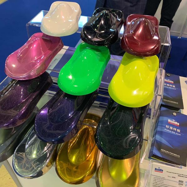 Peinture en poudre électrostatique noire chrome miroir super brillant pour jantes de véhicules, roues, application par pulvérisation