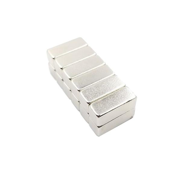 Traction Motors Sintered Neodymium Iron Boron Magnets Antirust