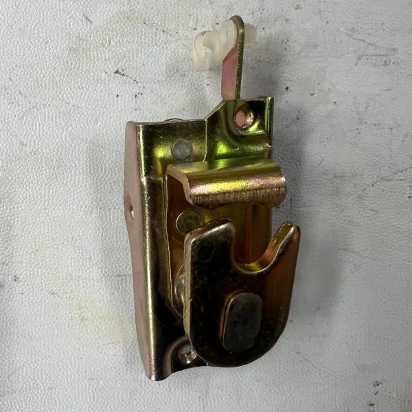 Universal Cabin Door Lock Body Assembly High-Strength Zinc Alloy 95% Bus Coverage Bus Spares