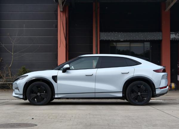 中国製高級BYD Song L EV 純粋な新エネルギー高速EV新車