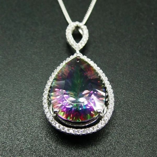 Груша ювелирных изделий женщин режа зеленую шпинель вокруг белые кубические ювелирных изделий Zirconia 925 стерлинговых серебряных точных