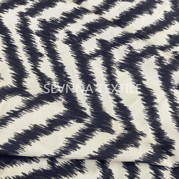 220GSM 77%Repreve Nylon + 23%Elastane Yoga Wear Fabric for Stretch Leggings, Activewear, Yoga Wear