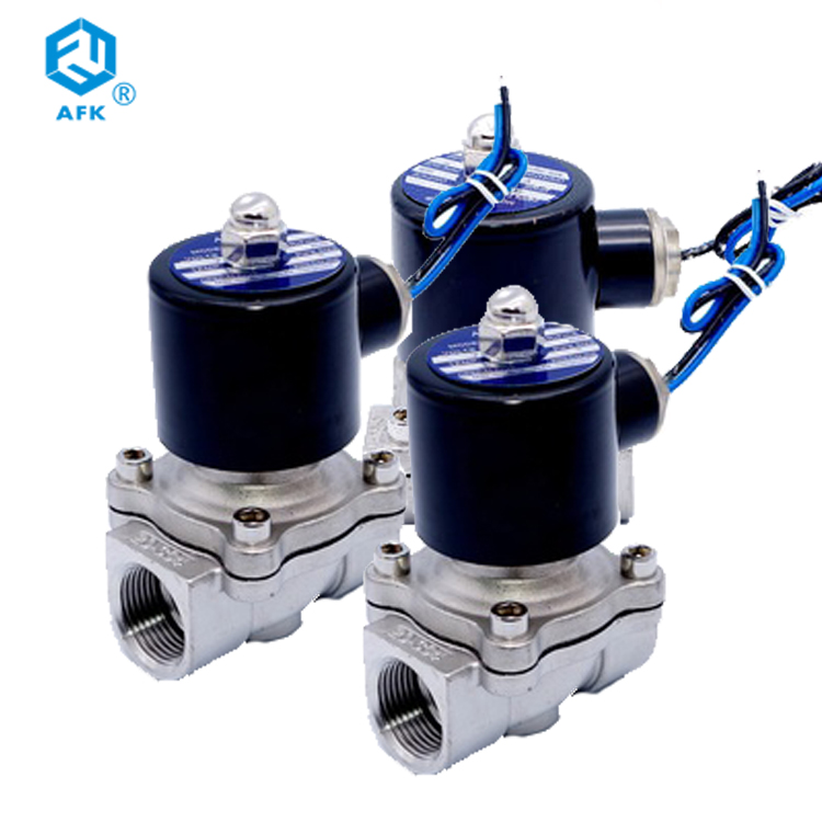 Клапан соленоида нержавеющей стали 2W-32B 220v нормально закрывал 1-1/4» NPT