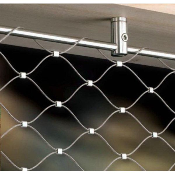 Flexible 4.0mm Diamond Shaped Metal Screen 300*300mm SS Perforated Metal Railing