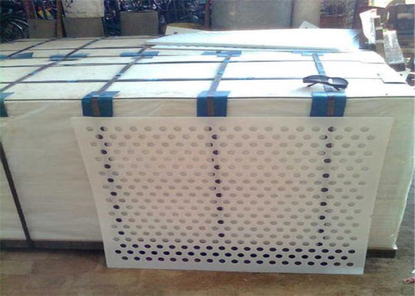 Heat Resistant 1220mm Wide 2440mm Long Plastic Perforated Sheet