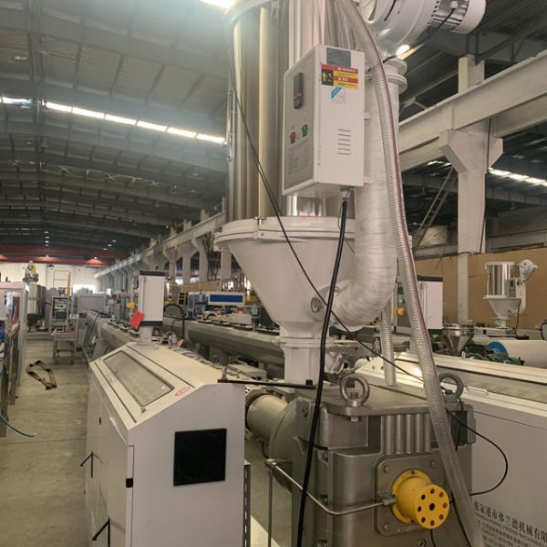 Производственная линия трубы полиэтилена PLC 630mm PPR вакуумирует формировать