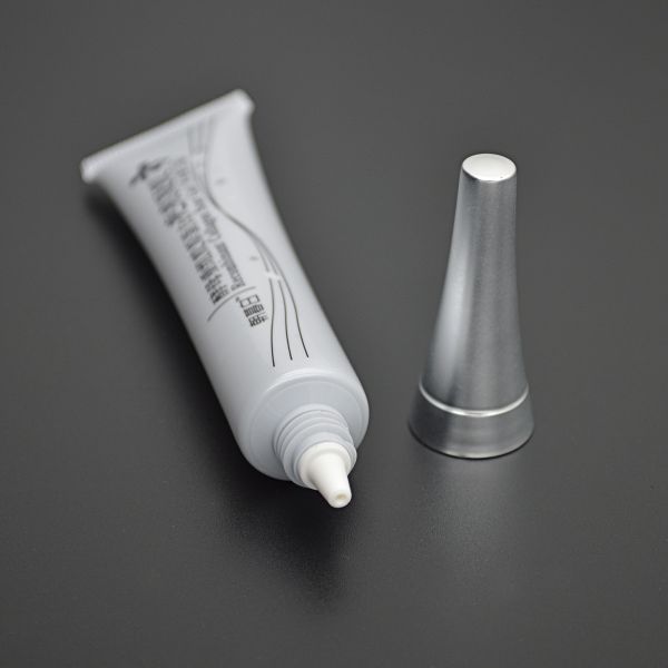 Pp Pe Plastic Pop Top up Squeeze Bottle and Tubes the List Price Film Cylinder Packaging Cosmetic Tube for Nose Eye
