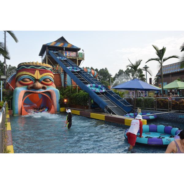 Giant Python Water Slide Customized 18-21m Height For Water Pool