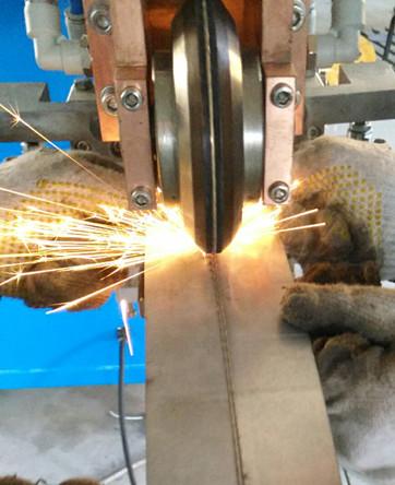 Welding 1000mm Straight Seam Sheet Metal Welding Machine Longitudinal Seam Welder
