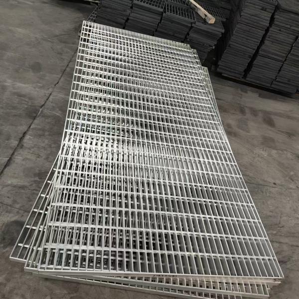 30mm Bearing Bar Anti Rust Gully Hot Galvanized Steel Grating With 3mm Cross Bars