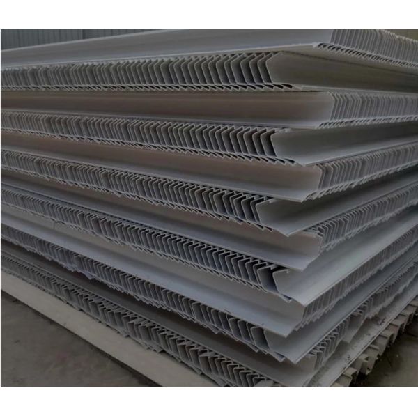 Low Carbon Steel Wire 4mm Poultry Feeding Trough For Chicken Cage