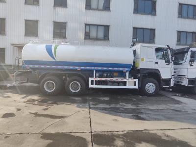 SINOTRUK HOWO Sprinkler Water Tank Truck 10-25CBM 6 X 4 Euro 2 400HP