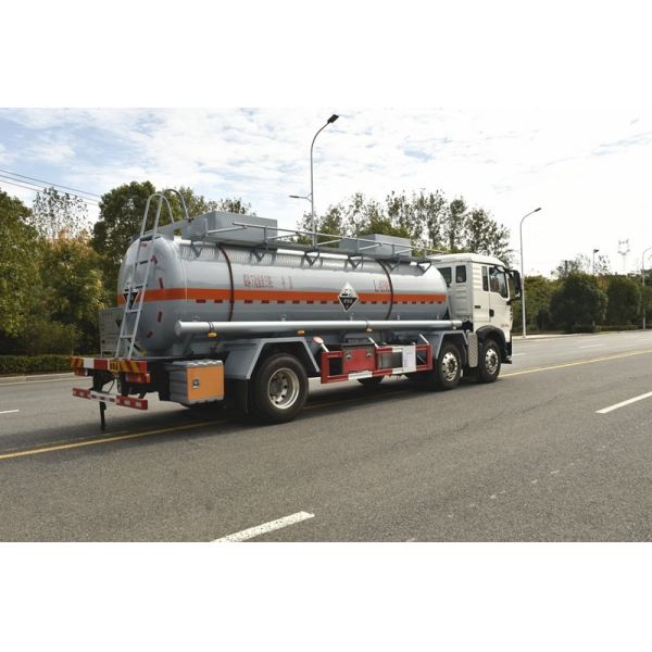 Keeyak Sinotruk 6x2 18m3 Kerosene Flammable Liquid Fuel Oil Tanker Truck Petroleum Transport