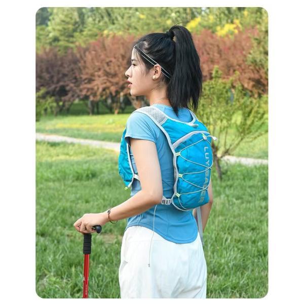 Plain Pattern Cotton Lining Outdoor Sports Backpack for Marathon Running and Trail Riding Features External Frame