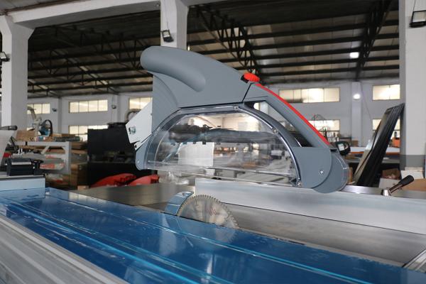 MJ6132 Accuracy Wood Cutting Vertical Sliding Table Panel Saw Machine for Woodworking
