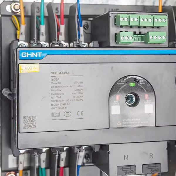 Customizable Waterproof Three-Phase Distribution Panel Electrical Distribution Cabinet for Industrial Use