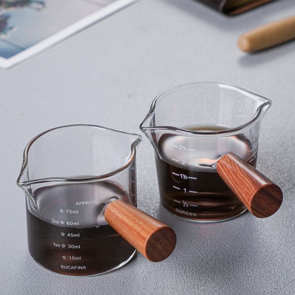 Double-Mouth Italian Walnut Glass Coffee Measuring Cup with Transparent Glass and Lid