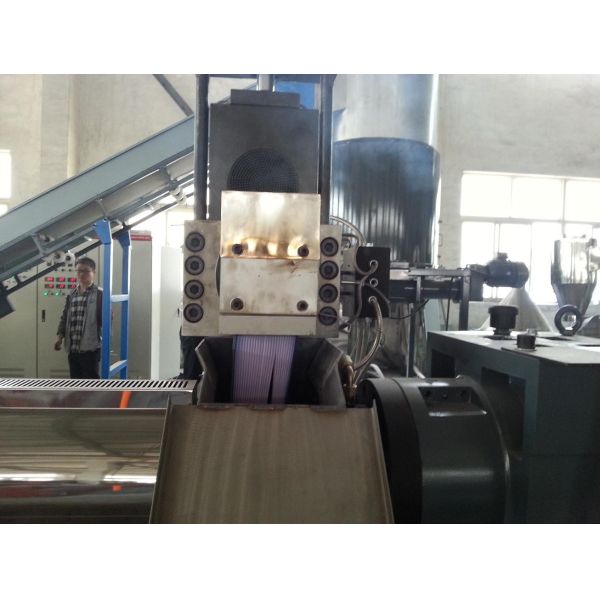 Double Stage Plastic Granulator Machine With Pulls Strip Pelletizing
