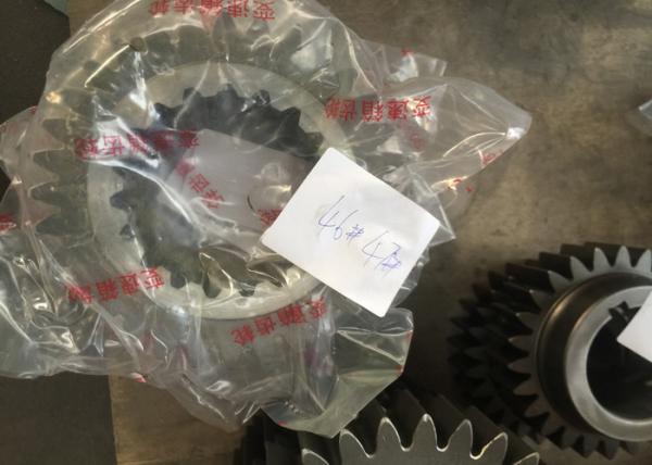 AZ2210040155 SINOTRUK Howo Gearbox Main Shaft Tractor Trailer Parts 5- T Gear