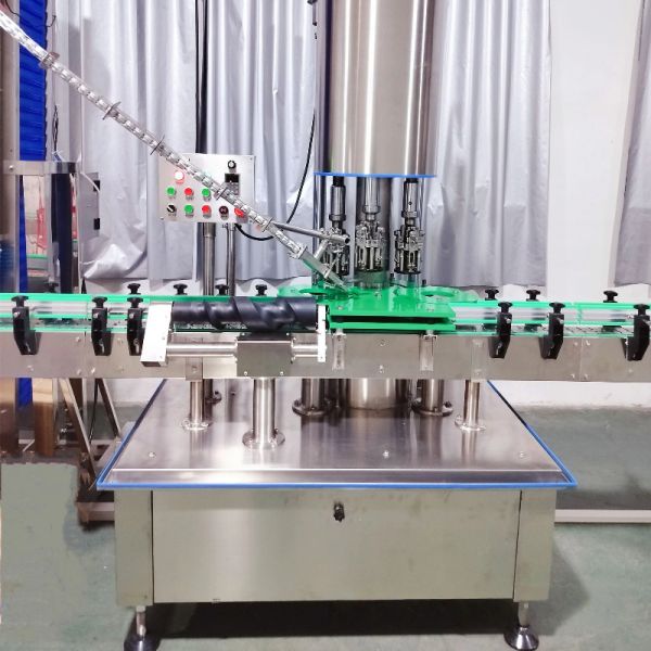 High Speed Automatic Capping Machine 4 Head Capping Machine For Bottles
