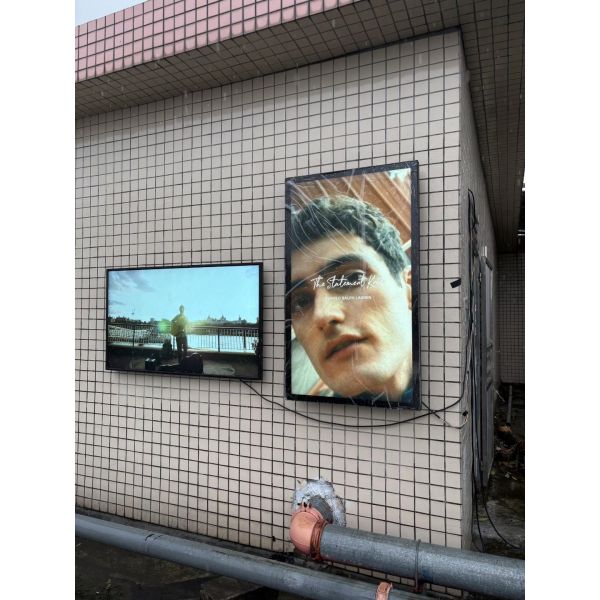 IP55 Waterproof TV 55inch 2000nits 4K Outdoor TV for home and graden usage