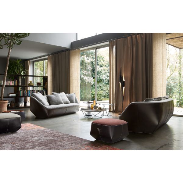 Isanka Walter Knoll Modern Upholstered Sofa Solid Wood Base For Living Room