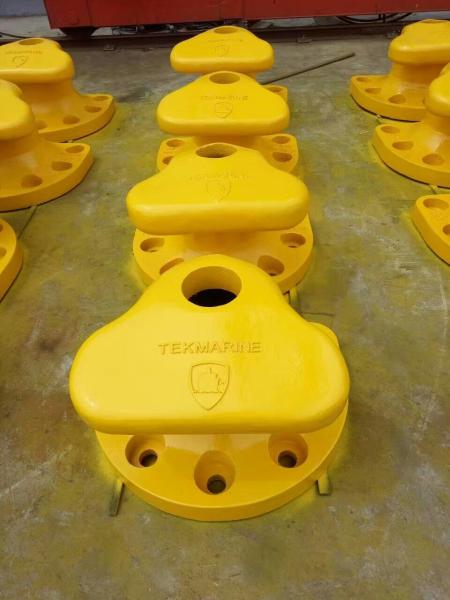 Bollardo de cabeça de tee marinha para amarre de docas com equipamento de montagem de aço inoxidável