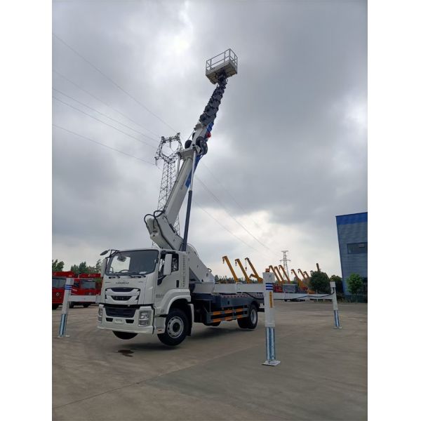 4х2 ИСУЗУ ГИГА 45М БУККЕТ ТРУК МУЖЧИНА Лифт высокий рабочий грузовик