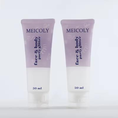 Tuyaux cosmétiques transparents personnalisés à bouchon de retour Tuyaux en plastique vides 50 ml