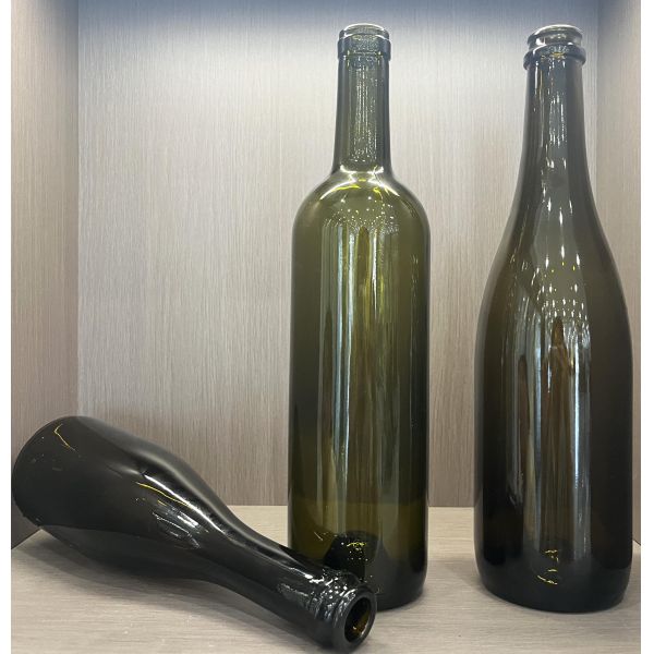 375ml 500ml 750ml Whiskey Bottle Frosted Amber Glass Wine Bottle for Your Restaurant
