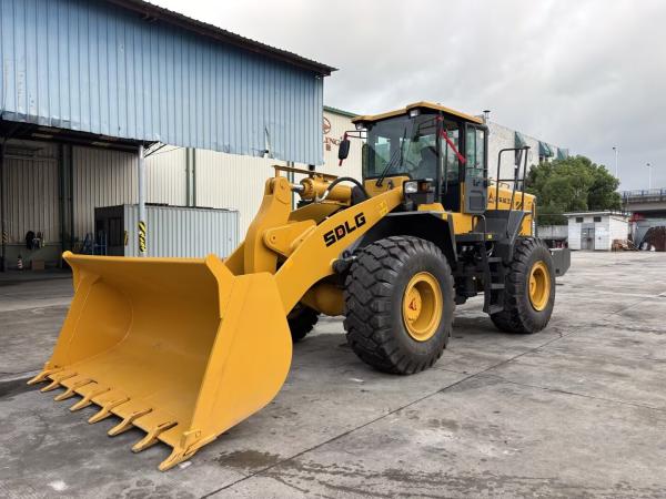 Motor Weichai 2023 Año Usado Cargadora de Ruedas SDLG LG958L en Venta Caliente en África