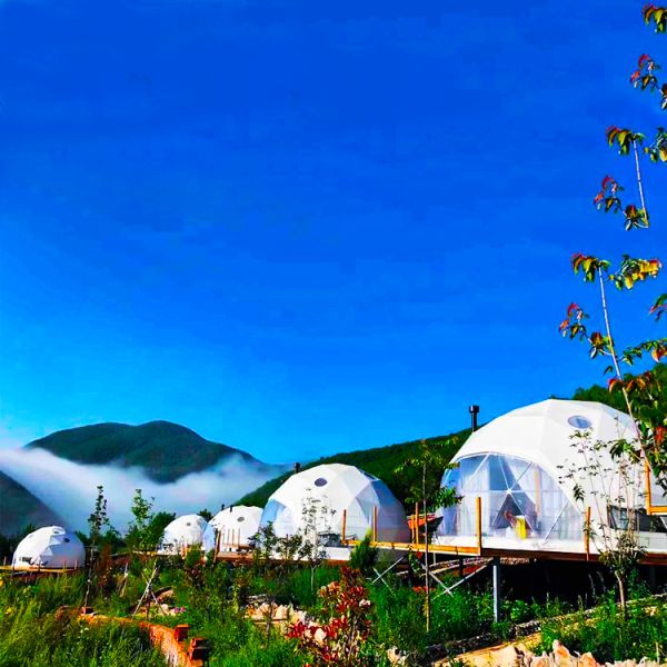 Hemispherical Hotel Living Geodesic Dome Tent For Outdoor Camping
