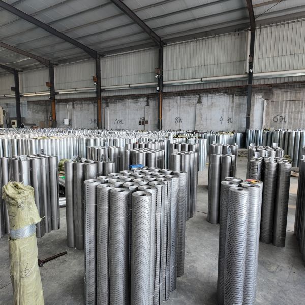 Green Coated Perforated Stainless Steel Sheet For Road Safety Protection