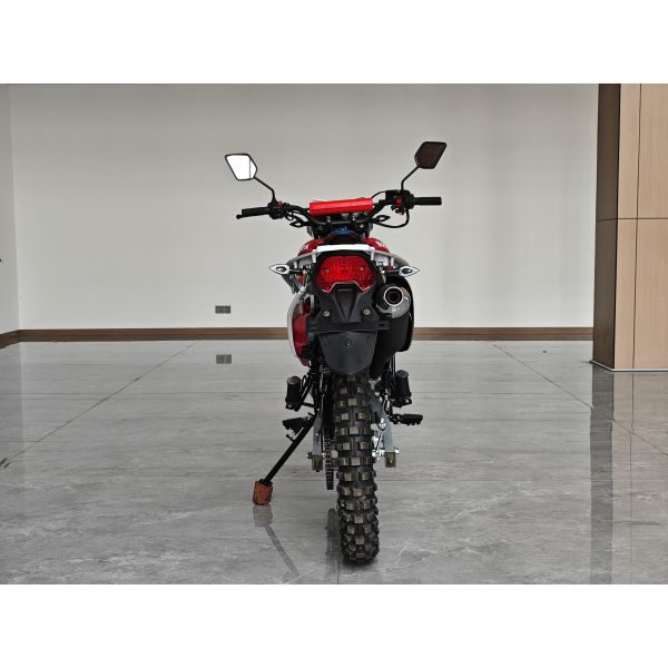 Street Legal 200cc Motocross Dirt Bike Motorcycles With Front Disc And Rear Drum Brakes