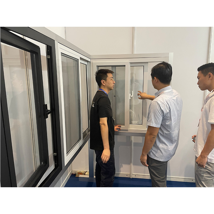 UPVC одновертикальное стекло с хорошей репутацией на рынке Белое или на заказ