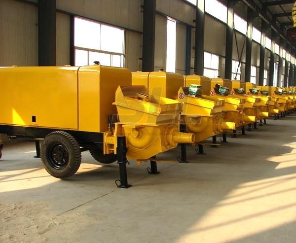 Mortar Transfers Small Concrete Pump , Small Cement Pump For Construction Projects