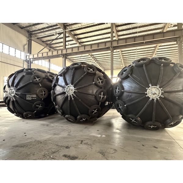 Inflatable Rubber Fender High Impact Absorption Excellent Seawater Resistance Lightweight